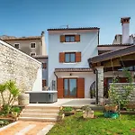 San Rocco Vakantiehuis Pula